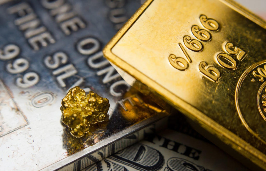 Silver vs Gold 9 Differences That Matter to Investors 